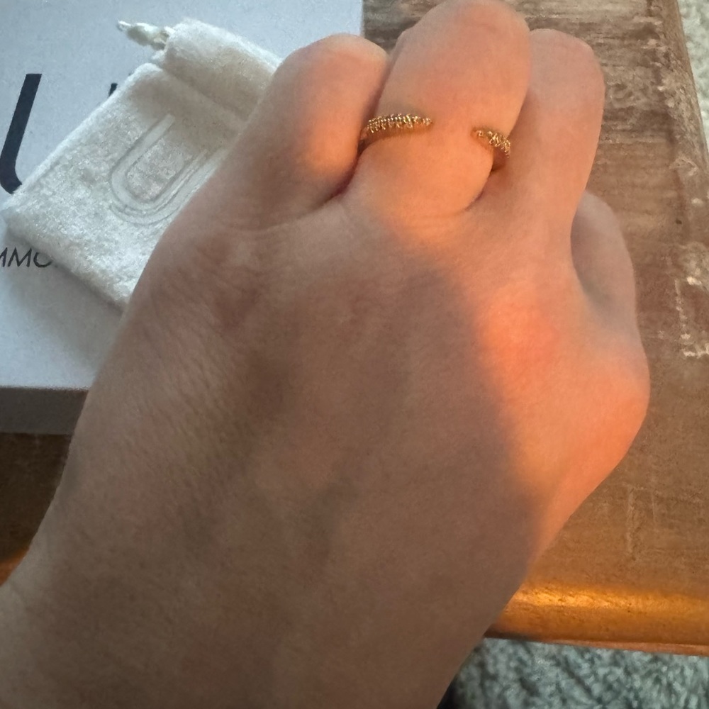 Uncommon James Ring Size 8